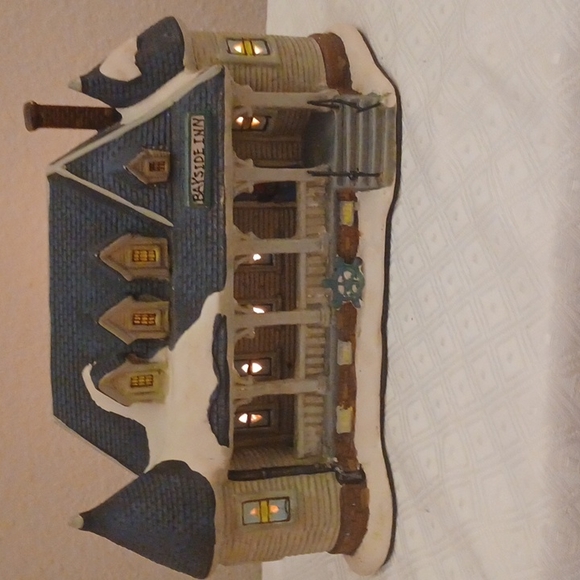 Bay side Inn Light up house for Christmas village